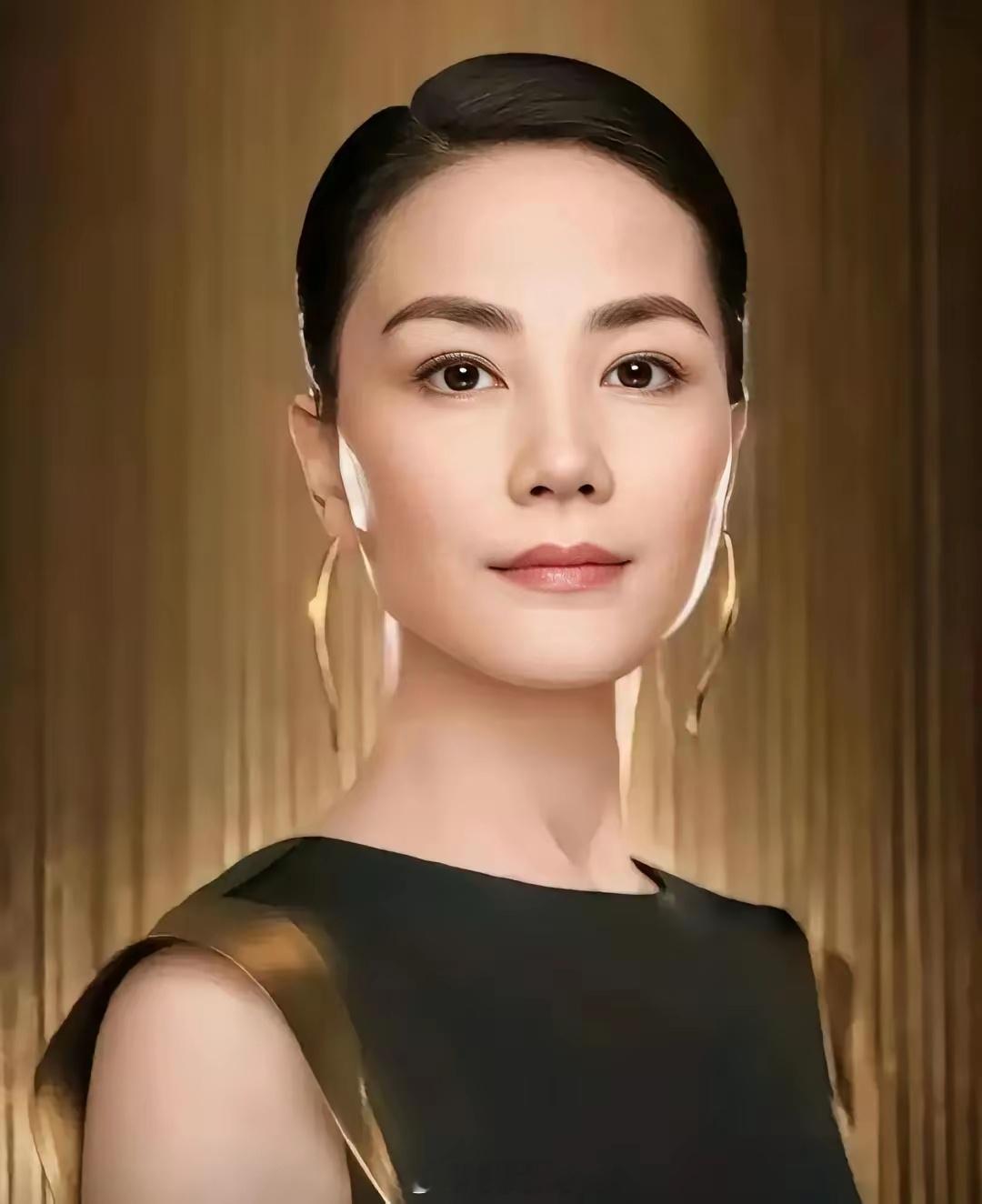 天后就是天后！如果换作其他任何一位歌手，都绝对不会选择在春晚唱这首歌，因为这首歌