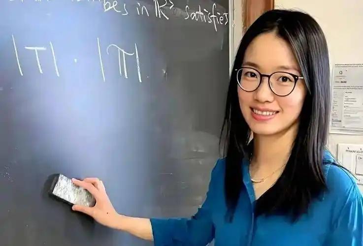 [微风]从广西烫伤小镇女孩到世界级数学巨匠！王虹打破百年纪录斩获菲尔兹奖书写中国