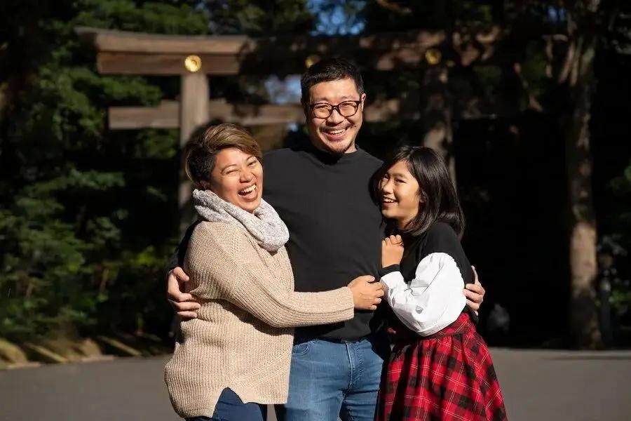 一段十分有理的话：“当你的孩子主动给你买衣服、买吃的，或者主动给你发红包。不管你