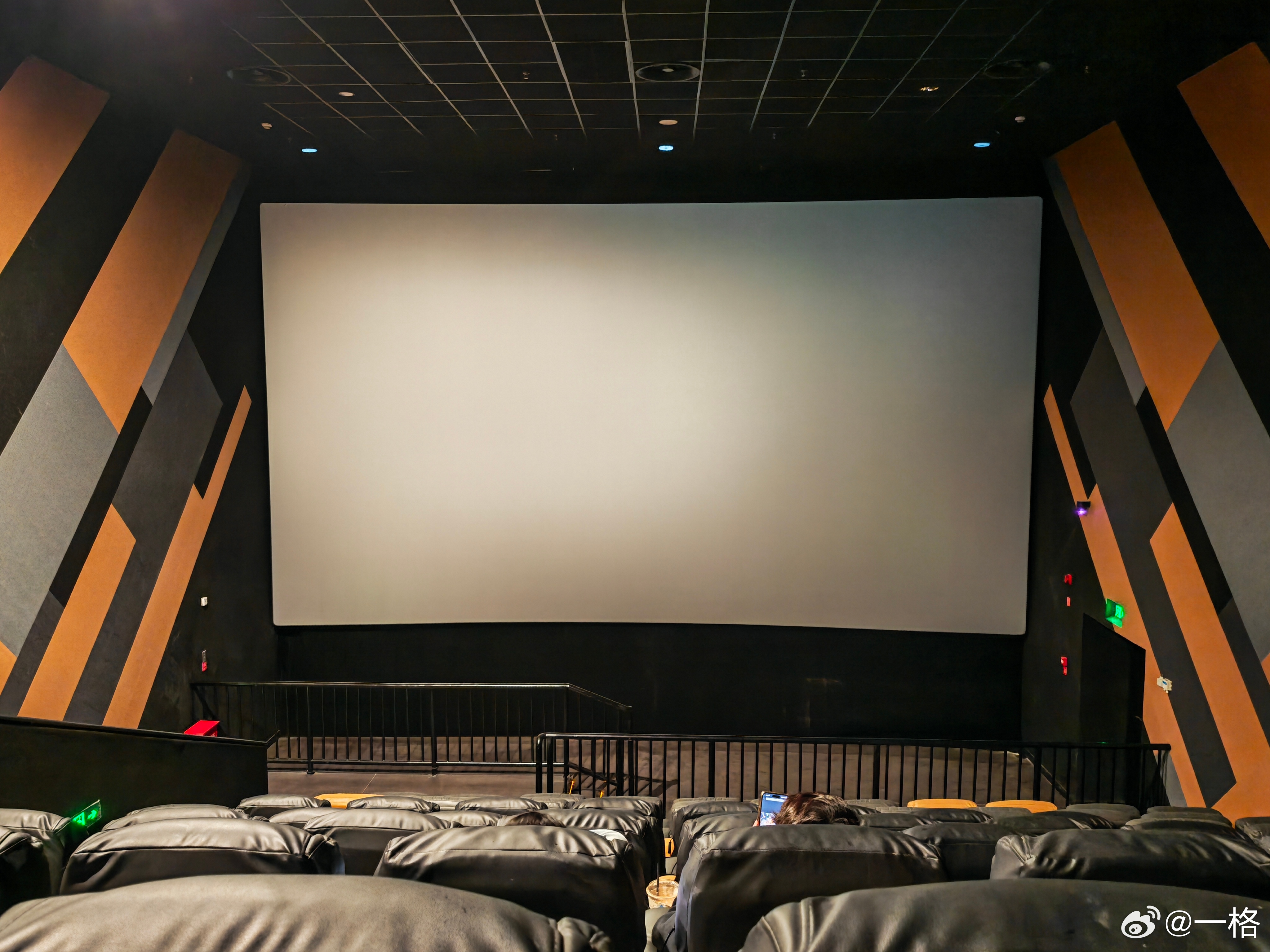 「挽救计划」可以看，推荐指数：👎👎👎👎好久没看科幻片，故事虽然传统但没什