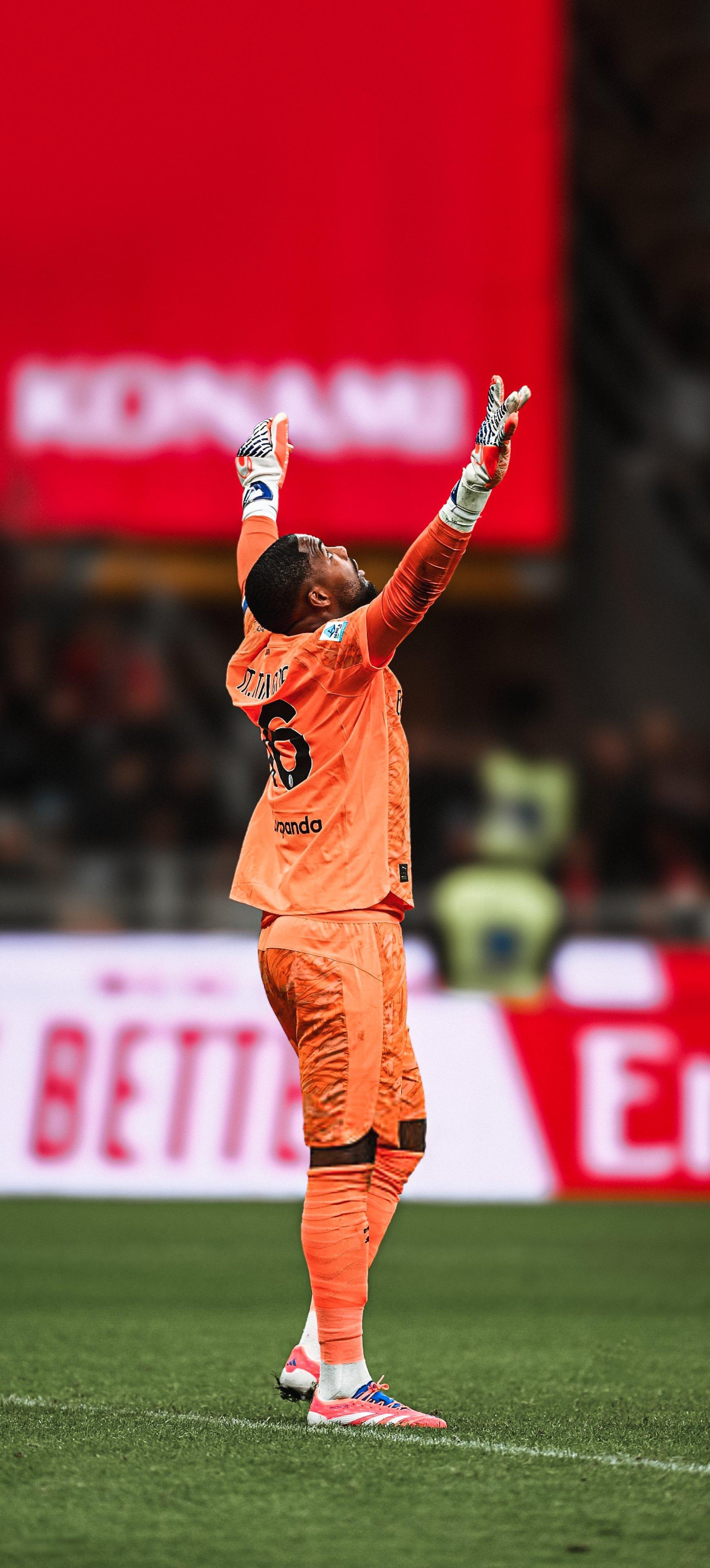 【手机壁纸分享】 ❤️🖤 迈尼昂🇫🇷.sempremilan