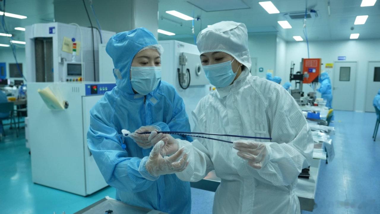 宁波海生医疗一根导管实现国产逆袭 一支纤细的精密医用导管，一端守护患者健康，一端