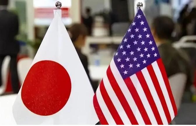 日本这回真摊上大麻烦了！被美国卖了还得帮着数钱？

8 月底，英国防务专业媒体 