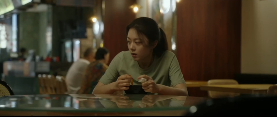 赵今麦i人找工作具象化 赵今麦这演技太赞了吧，漂白里饰演的甄珍，找工作状态就是i