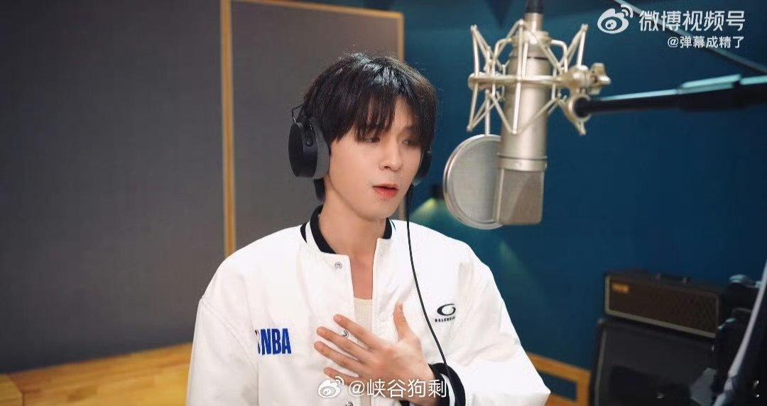 何浩楠献唱罪无可逃OST何浩楠罪无可逃个人主题曲从荧幕演绎到歌声共情，每一处都格