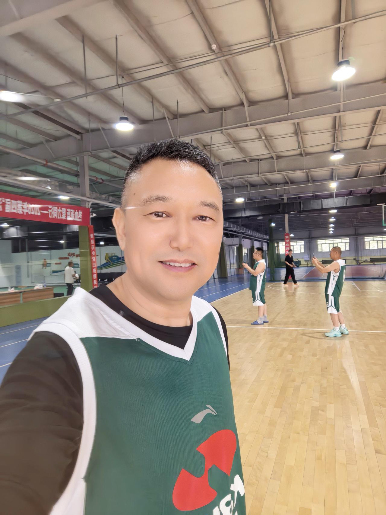 什么叫城府：
1、微信步数，一定要关掉。
2、买房，偷偷买，不告诉任何人。
3、
