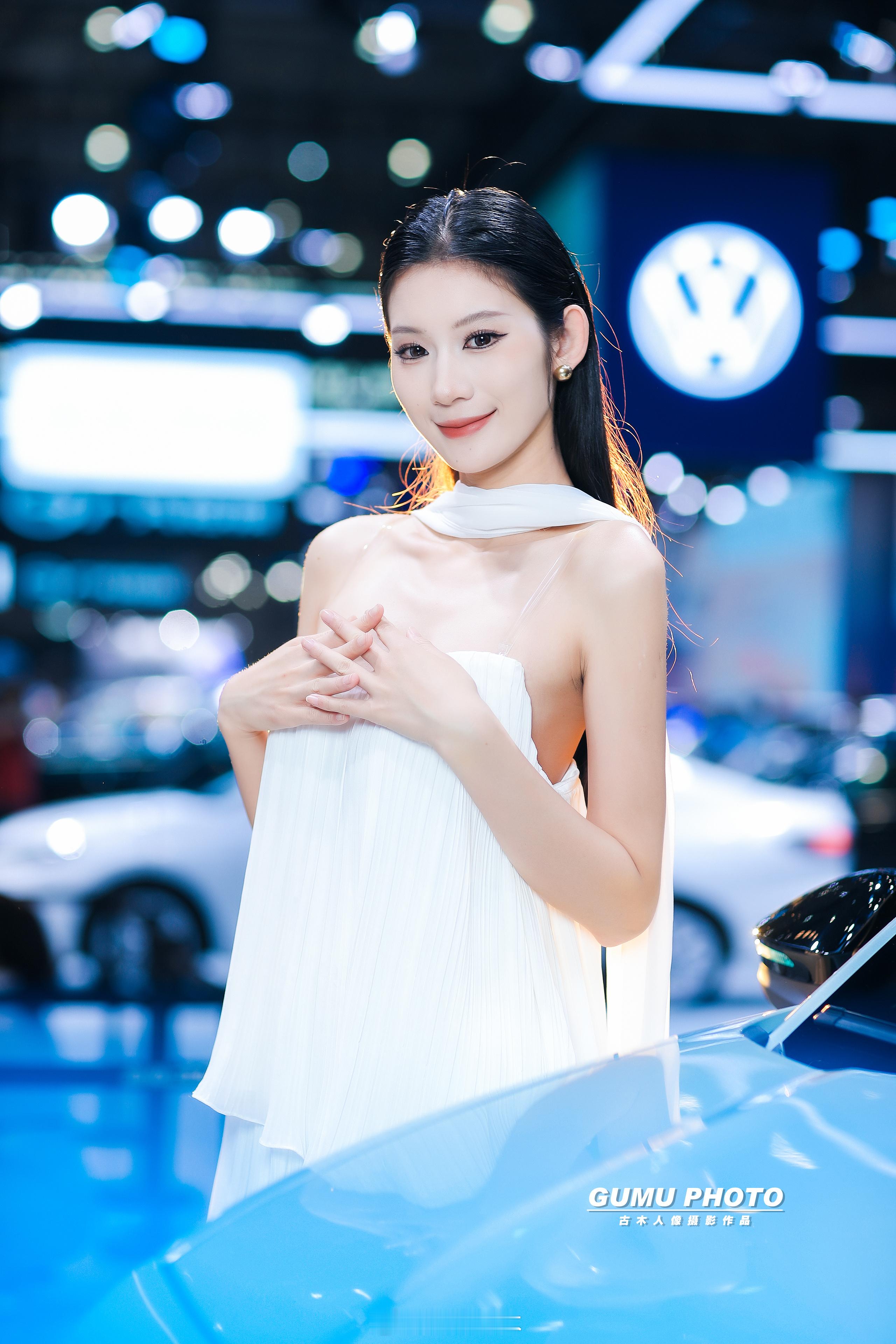 2026重庆车展一汽大众展台模特 2026重庆国际车展重庆国际车展 