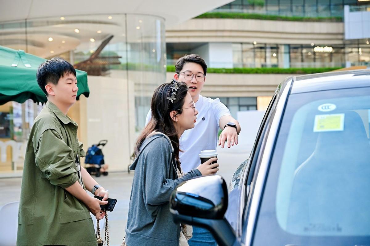 零跑D19下定前我算了三笔账
下定零跑D19之前，我主要算了三笔账：买车预算、日