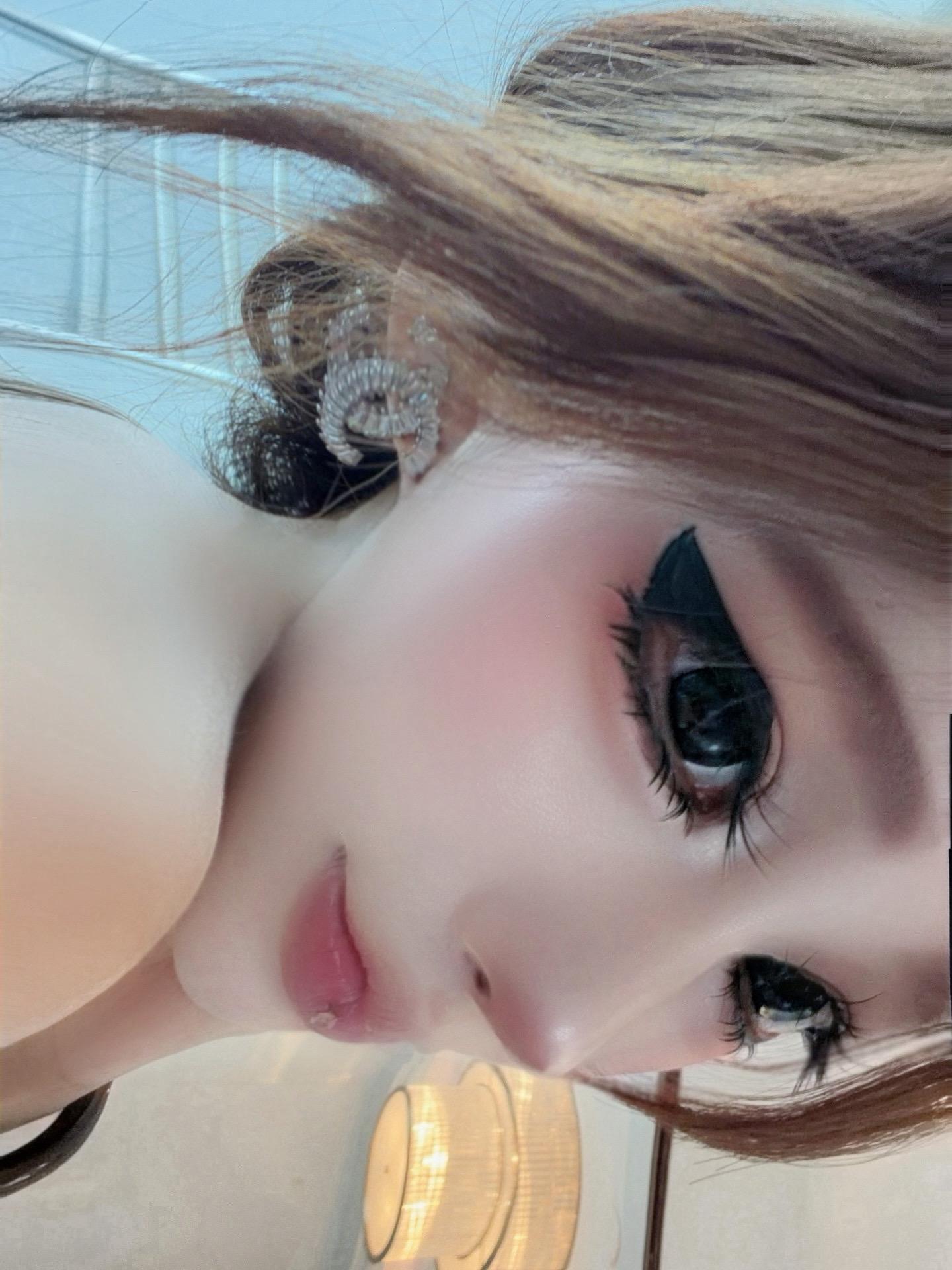 后来才明白缺爱的是我 原来我爱别人的方式都是我自己希望被爱的样子