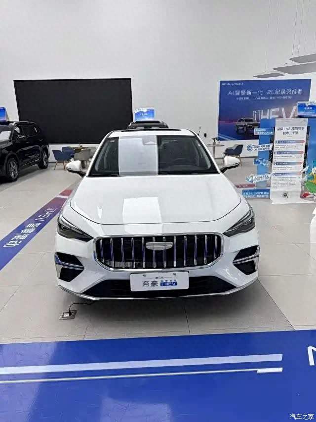 不止低油耗，第5代帝豪i-HEV的五大跃升更值得关注