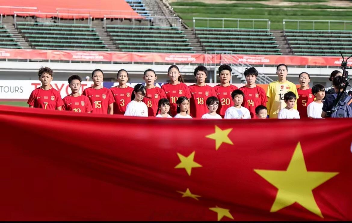 9月21日  刚刚结束的一场亚运女足小组赛，中国女足5-1战胜菲律宾女足，两战过