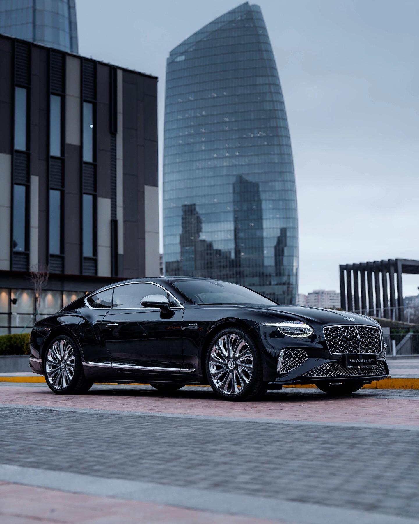 给我一个拒绝欧陆GT Mulliner的理由！ 黑武士🥷➕极具优雅气...