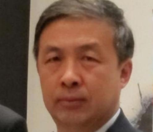 “再晚就没机会了！中国赶紧向美国‘认怂’，主动放弃发展权才是唯一活路！”

这话