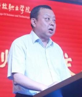 浙江省水利厅昨被查的原副厅长蒋如华履历曝光

蒋如华，1962年出生。浙江金华人