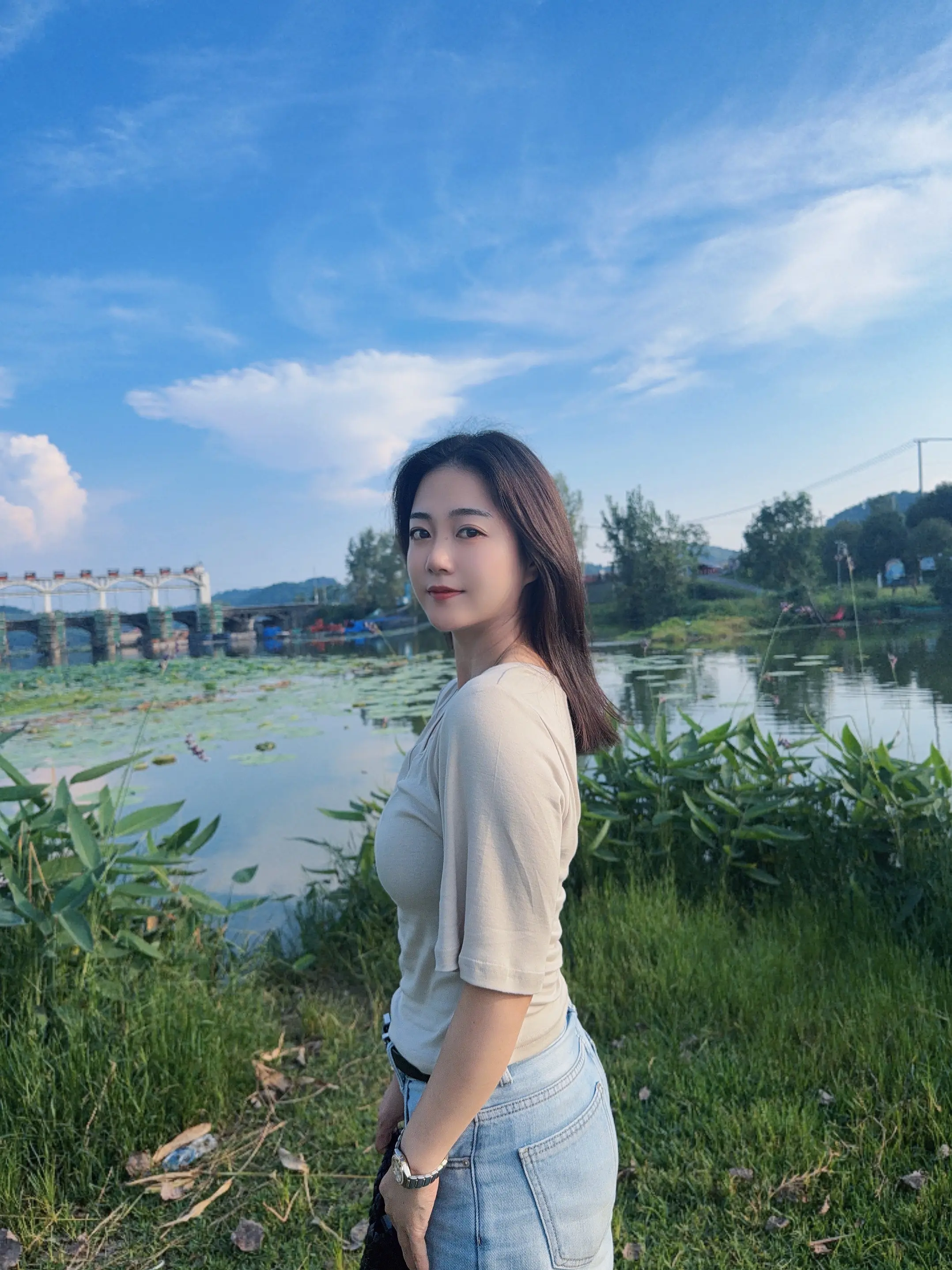 再来一万次 我也是那个有情有义的女人