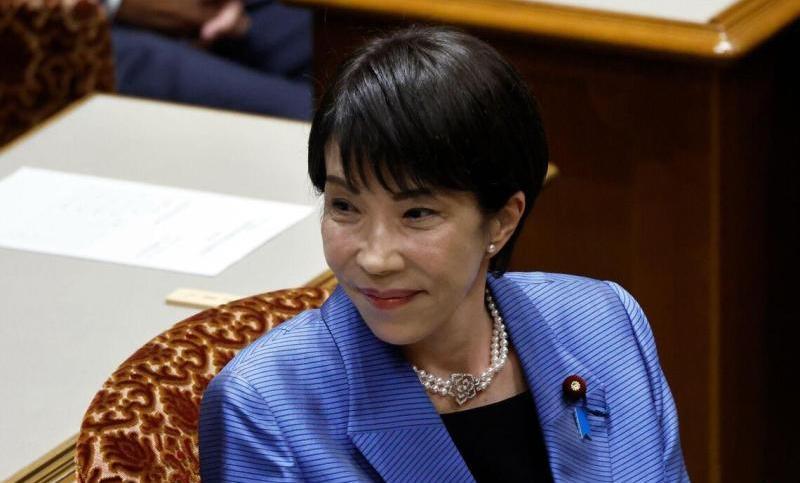 日本政商请求访华之际，高市对国际喊话：都闭嘴，直接投钱！
 
中日风波还没有结束