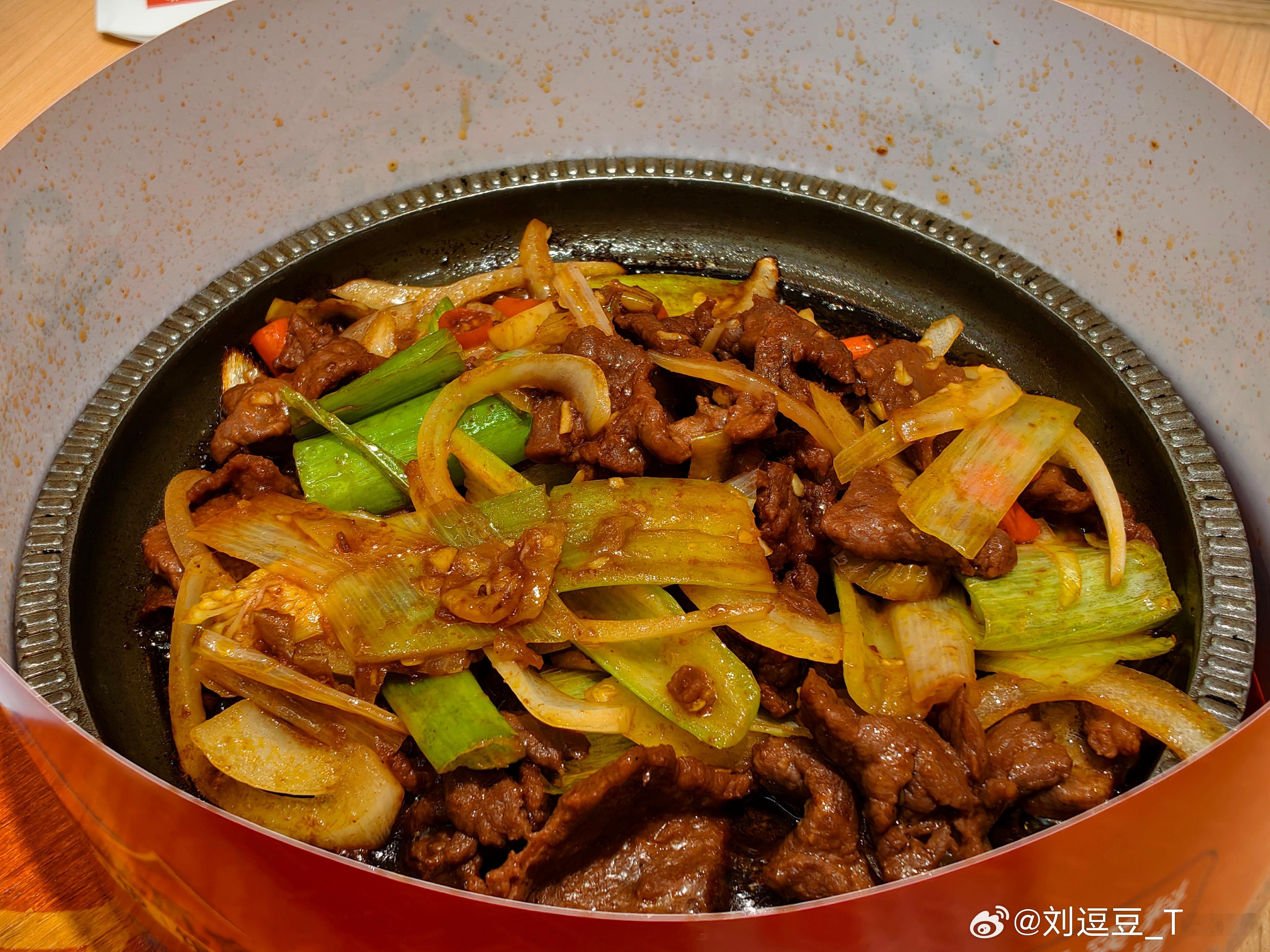 太热了这天就得吃点大冷面我的美食日记