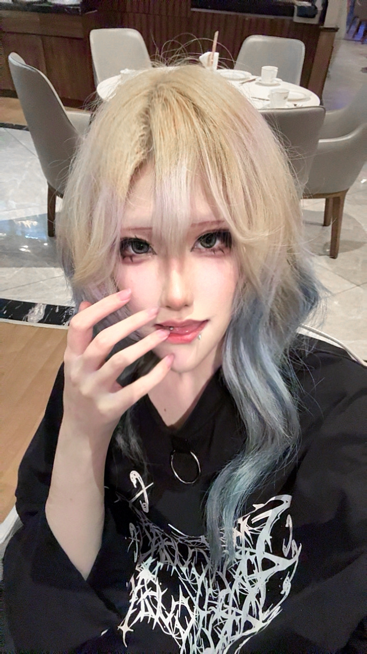骚，赶走 
