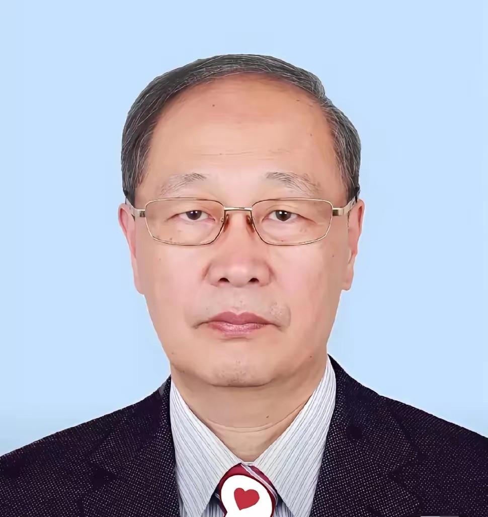 这下是真出名了，不仅北京知道，连全国都知道，外面再吵，也得先清理门。
搞预警机的