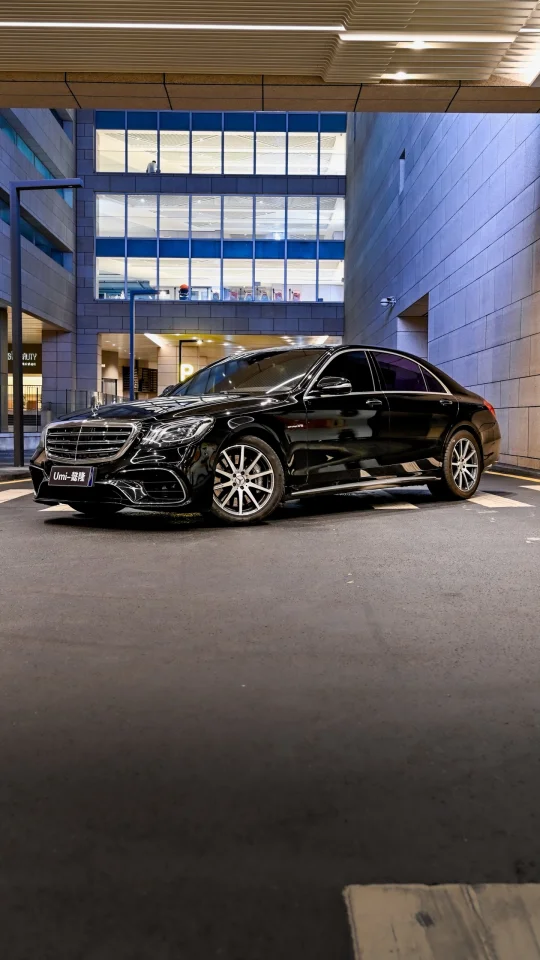 豪华车里最性能，性能车里最豪华