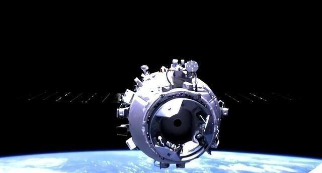 为什么大家都不提 中国空间站 了？没脸提？这个说法本身就值得质疑。100吨对42