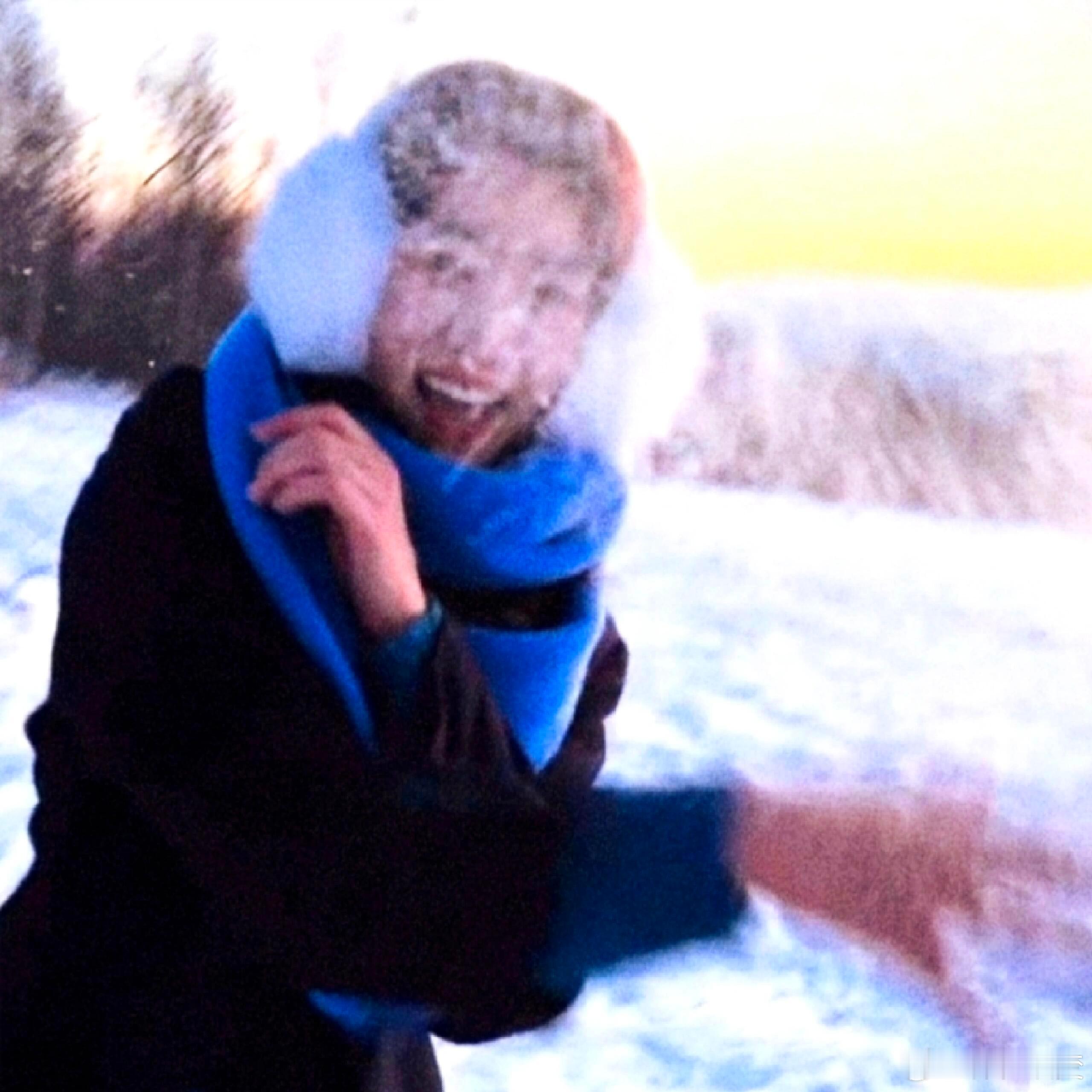 卢昱晓  卢昱晓冬日头像卢昱晓｜ 