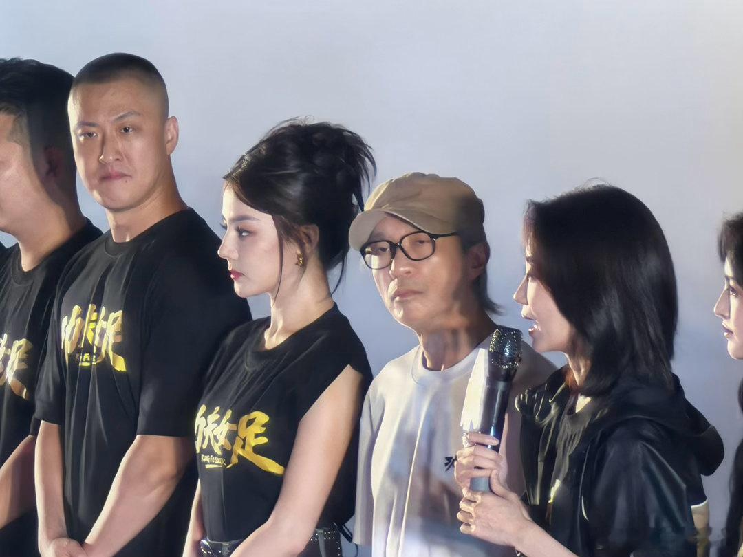 功夫女足路演 天津站结束后观众反馈不错，主创映后交流环节持续了二十多分钟。后面广
