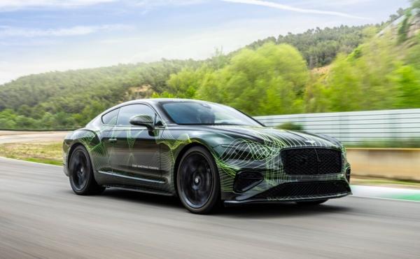 【全新宾利欧陆GT 停产W12 使用V8 PHEV】
宾利欧陆GT 在新款车型上