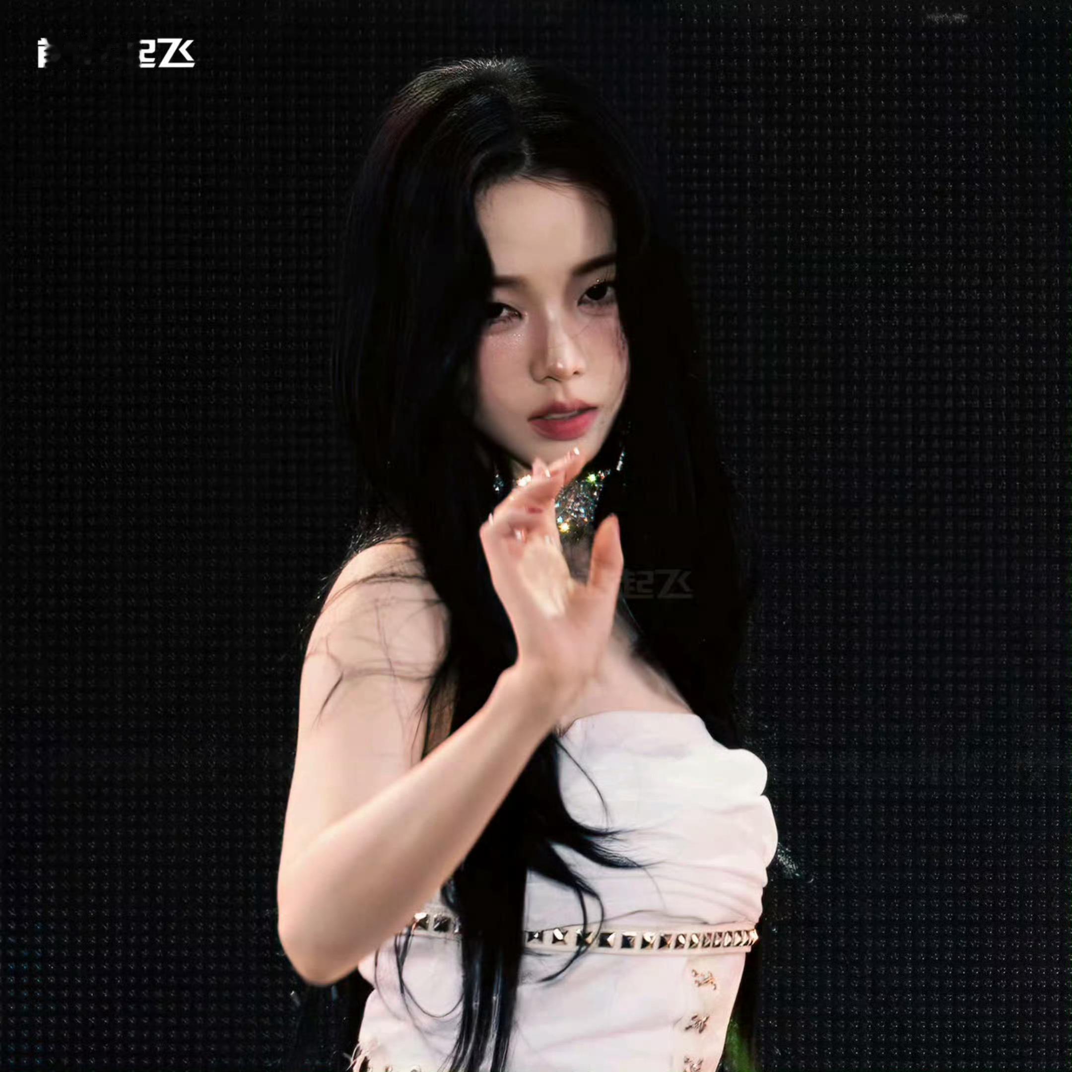 张元英柳智敏修女造型 【柳智敏】竹叶青也有白色的吗 