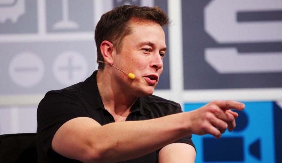 马斯克彻底摊牌！直接把桌子给掀了！

他最近放话够狠：“要是民主党继续掌权，美国