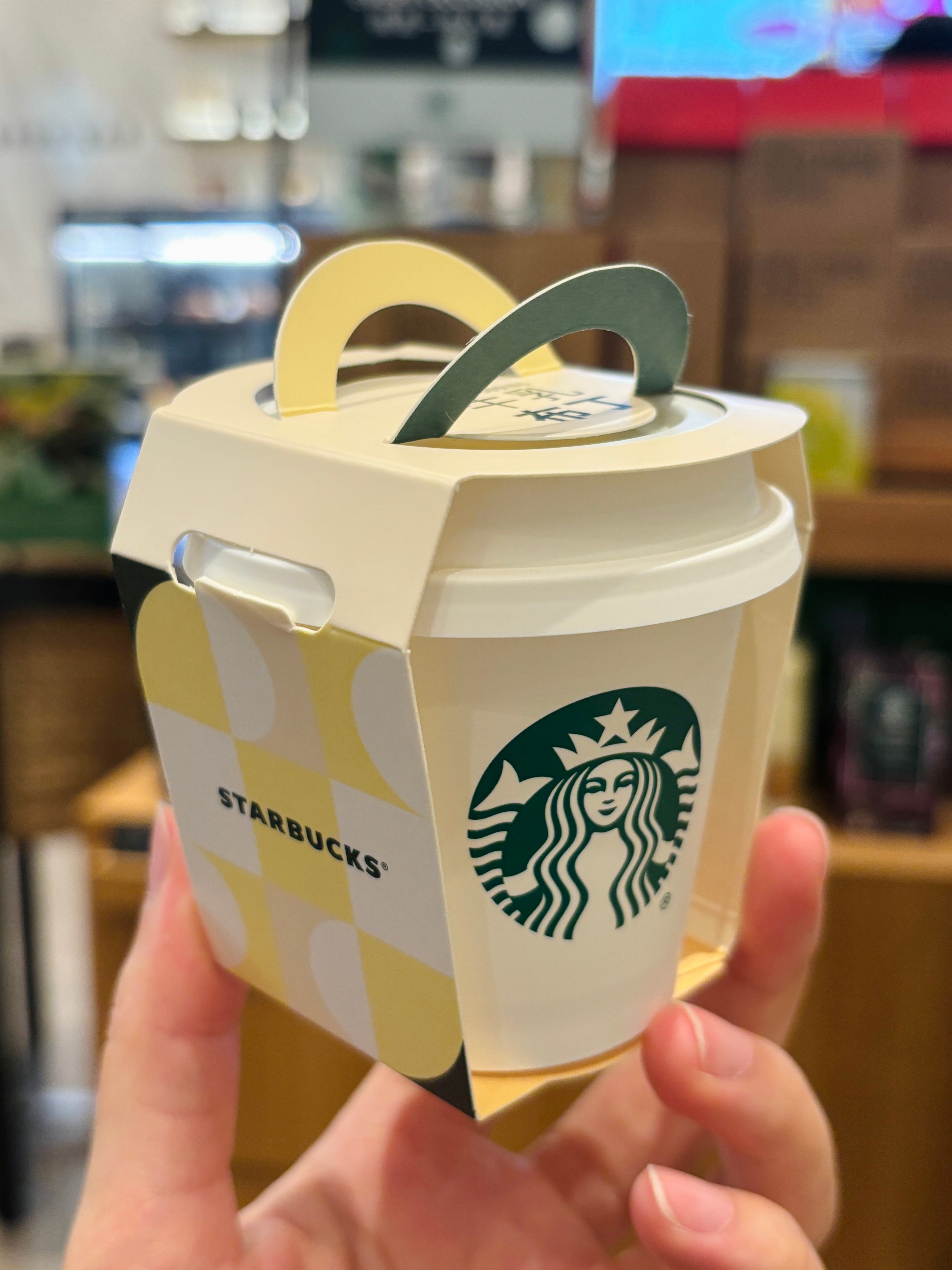 妇女节 满糖下午茶 浅浅的放纵一下一边吃喝一边工作的牛马 是我