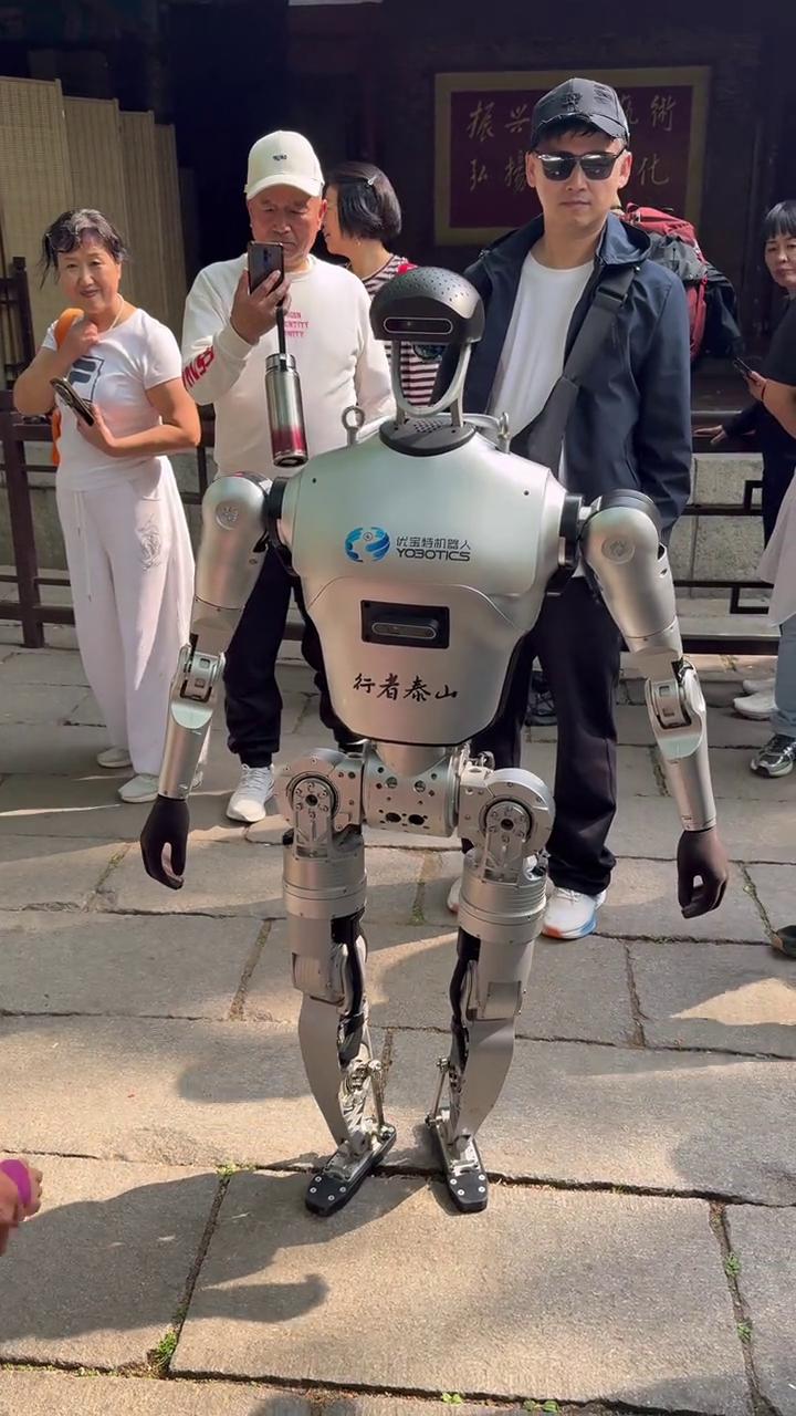 哥，你感觉它好像是那种美的样子。喝了，今天中午喝了。