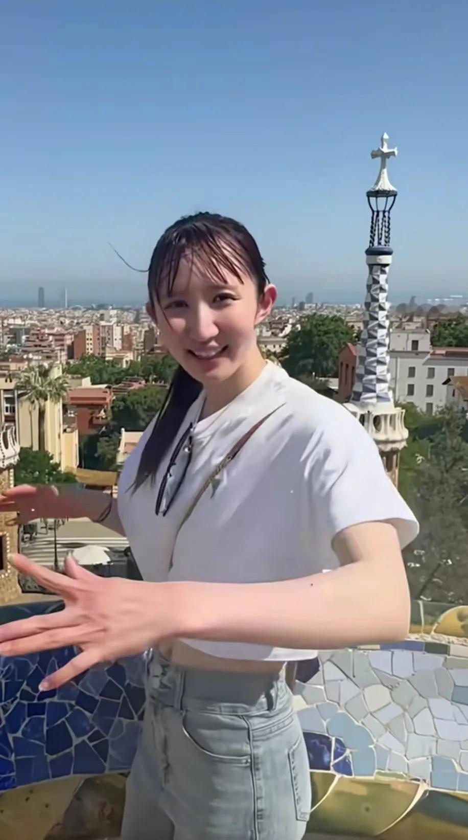 日本乒乓球运动员只有在不打比赛的时候才会开心，一打比赛眼泪就哗哗的，早田希娜看着