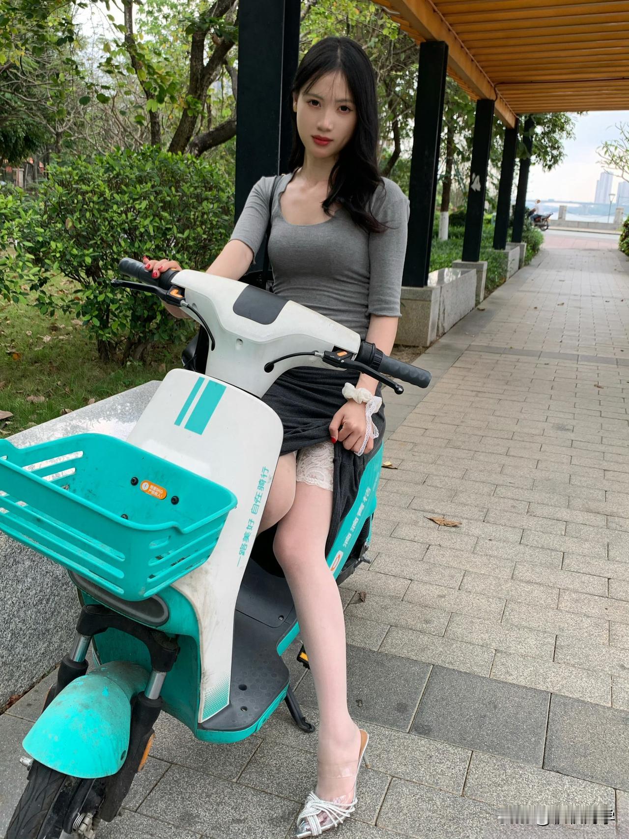 春天了 走出门 去感受 融入大自然
（半个月没更新了 浅浅发一下吧）