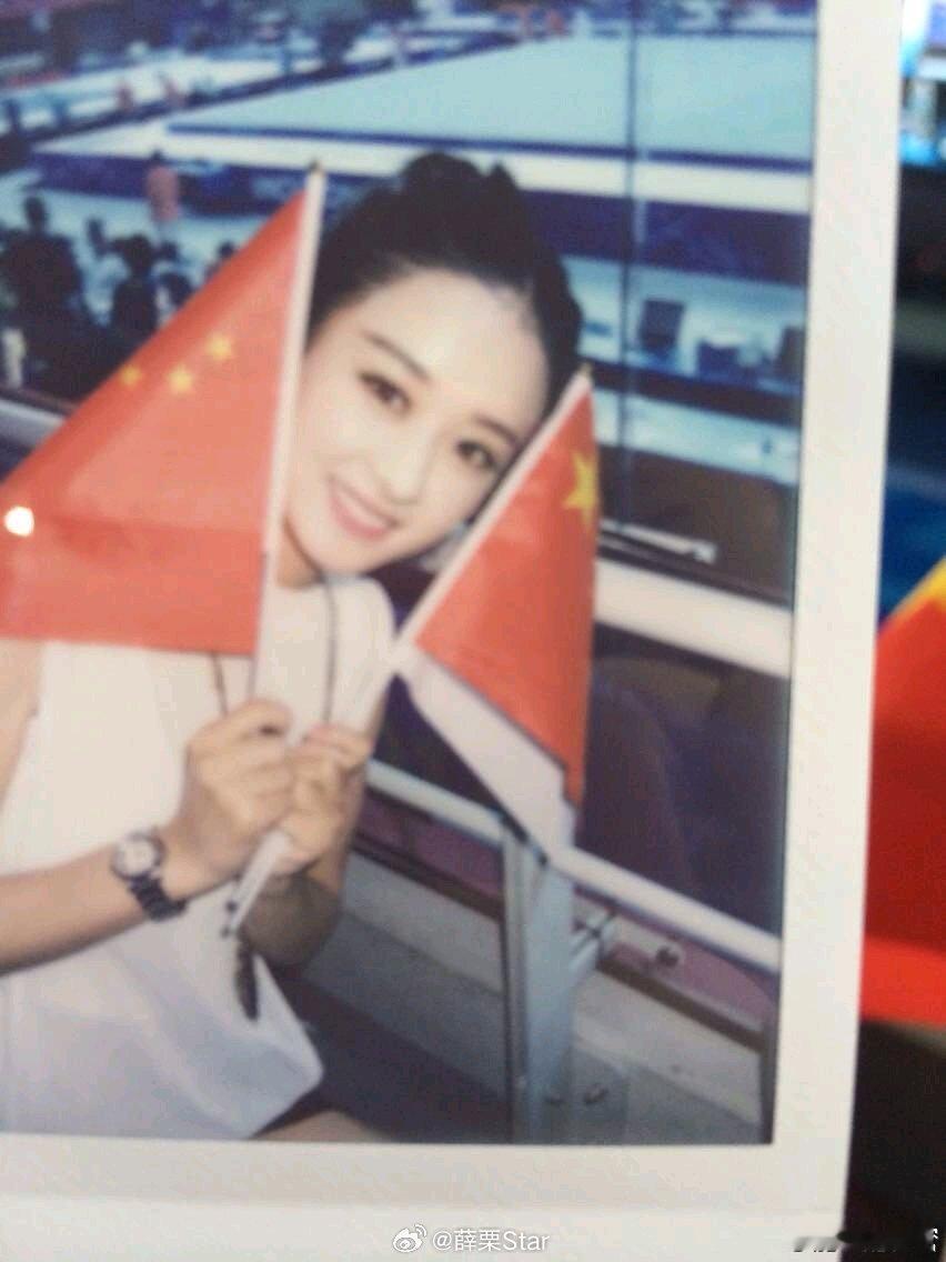 赵丽颖[超话]赵丽颖造城者zly赵丽颖李秋萍zly纪梵希全球彩妆代言人赵丽颖愿你