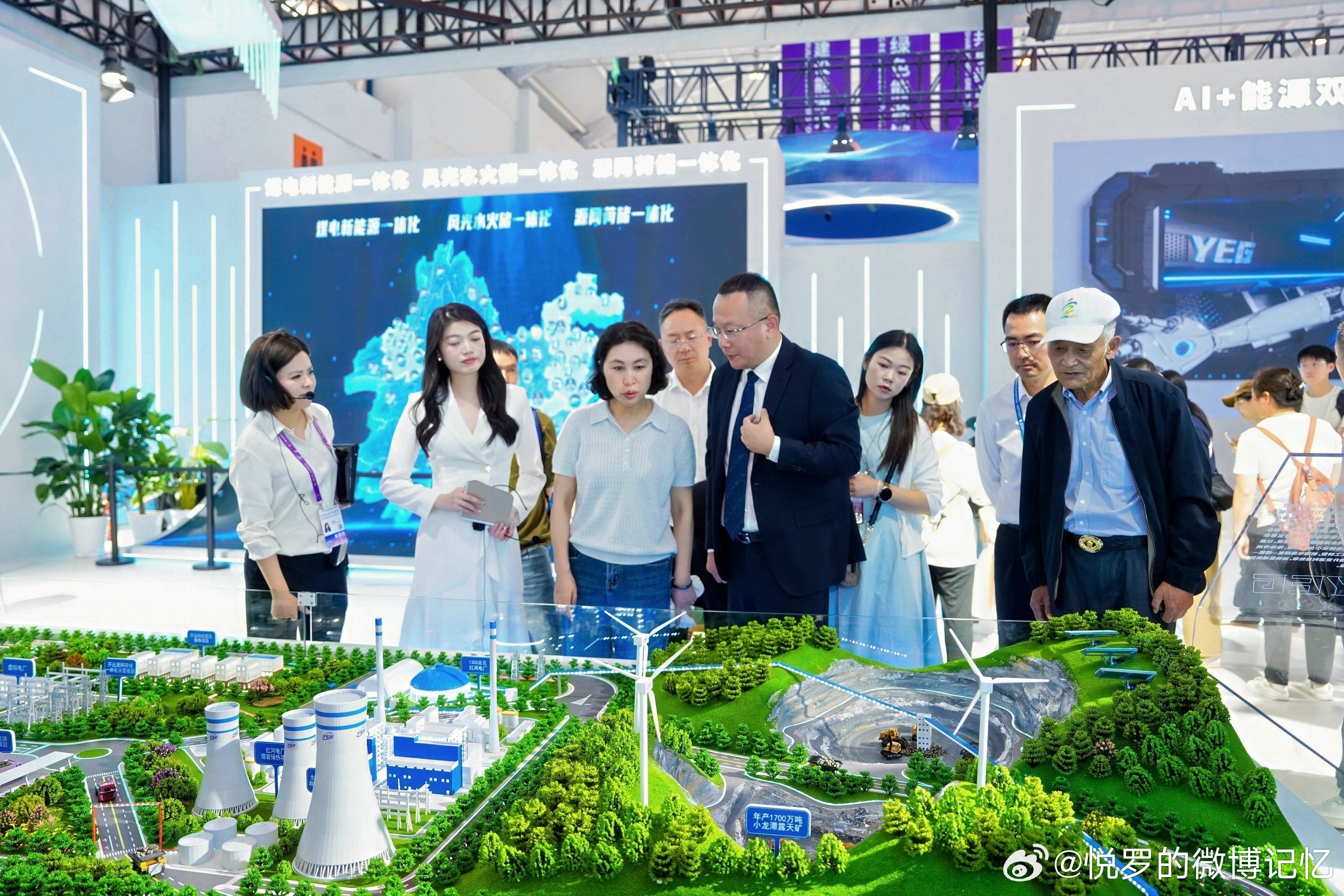 南博会绿色能源馆探秘未来能源新图景走进今年的南博会绿色能源馆，仿若踏入未来能源世