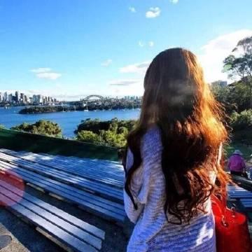 【意境很美的古风句子40句】1、为你花开满城，为你明灯三千。2、 情不敢至深，恐