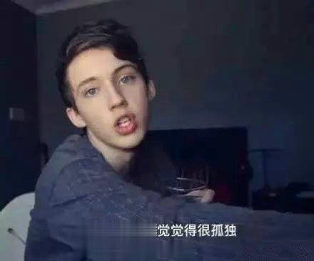 新年有乐事 如果你晚上一个人睡觉觉得孤独，那么你可以。。。。[偷笑]