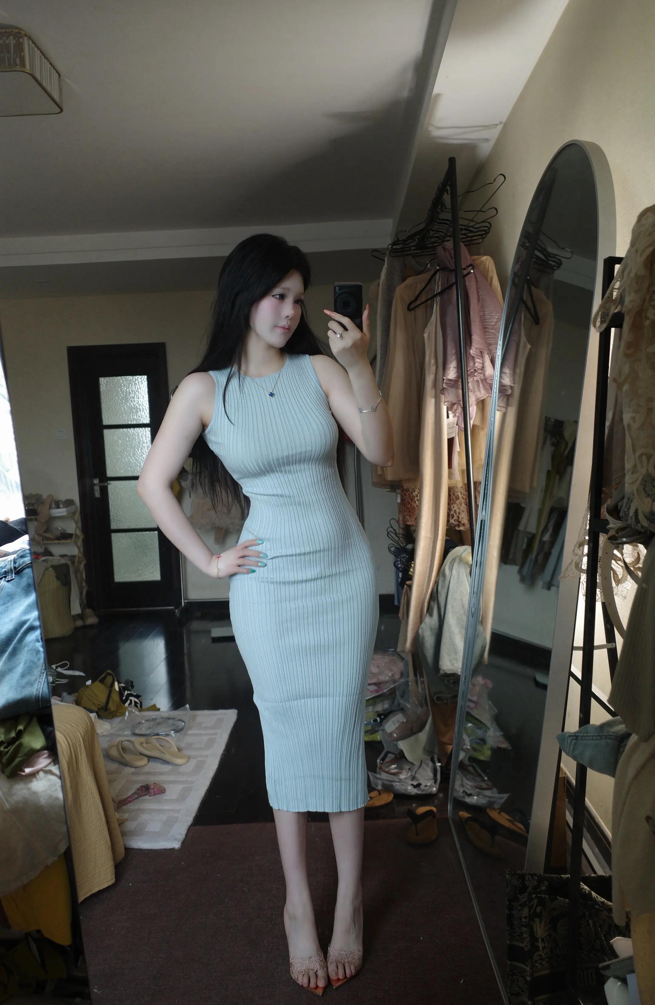 哪一套衣服好看美女穿搭宅男女神热门美女