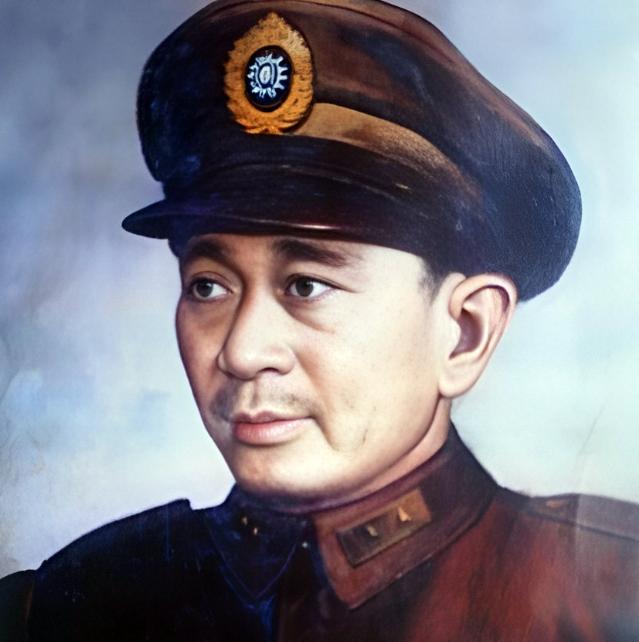 他是著名的“逃跑”将军，也是黄埔一期最长寿者活了103岁，还生下一个家喻户晓的明