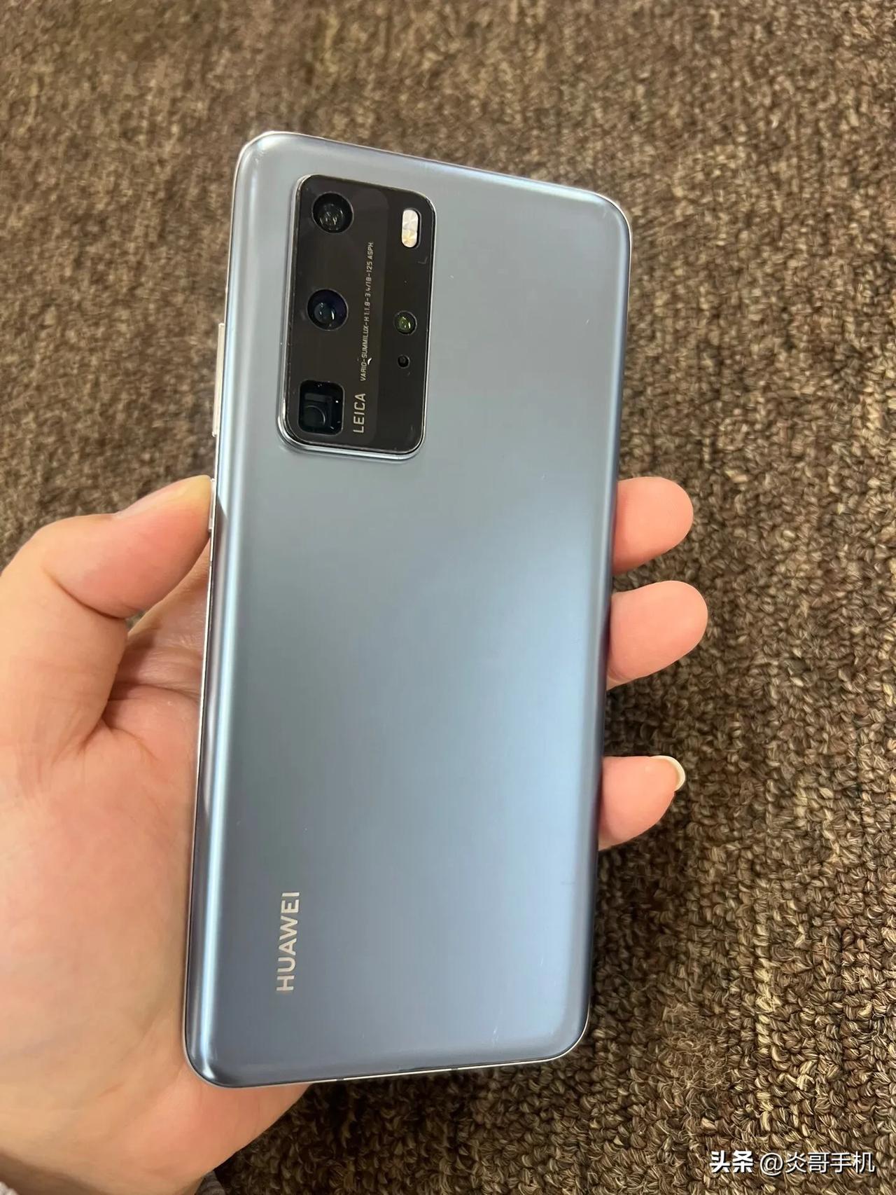 刚收的华为 p40PRO 8+256g 全部原装 靓 5g版  2880元，喜欢
