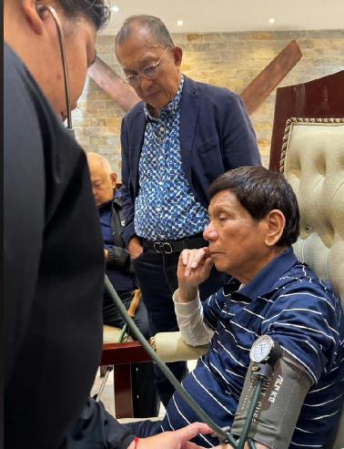杜特尔特被下药？在狱中突然失去意识倒地，菲律宾大使馆不请自来
根据媒体报道，菲律