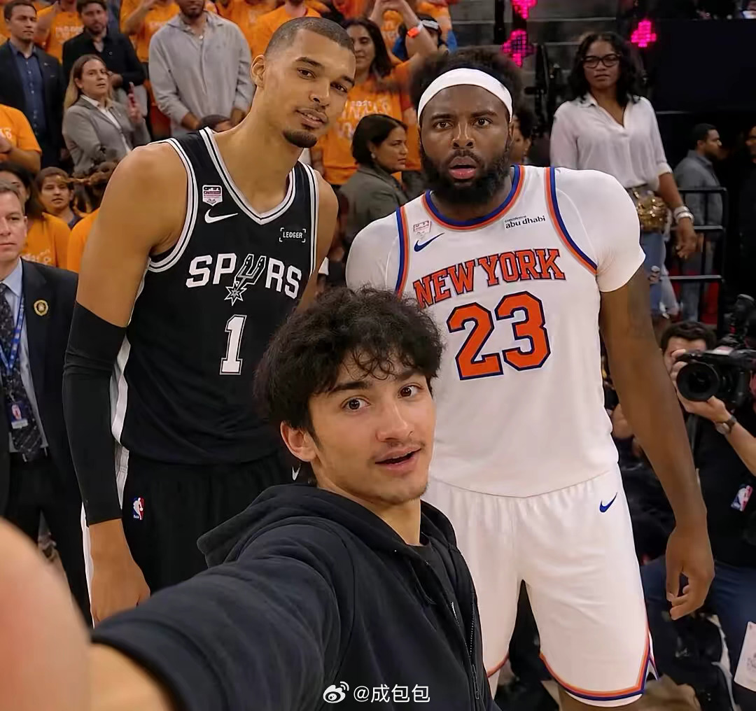特朗普将现身NBA总决赛G3这一张为啥我感觉有一个是偷袈裟的那位