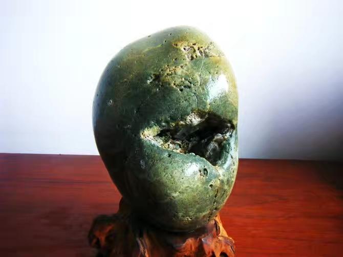 分享你的奇石乐山赵斌