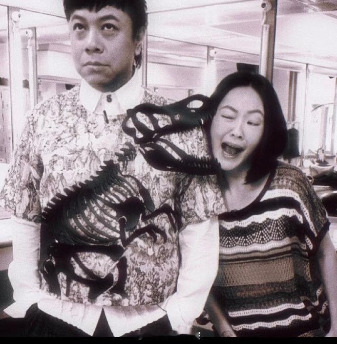 小S蔡康永化妆间旧照 考古到一组小S蔡康永化妆间旧照，每张小S都很抢镜！[笑cr