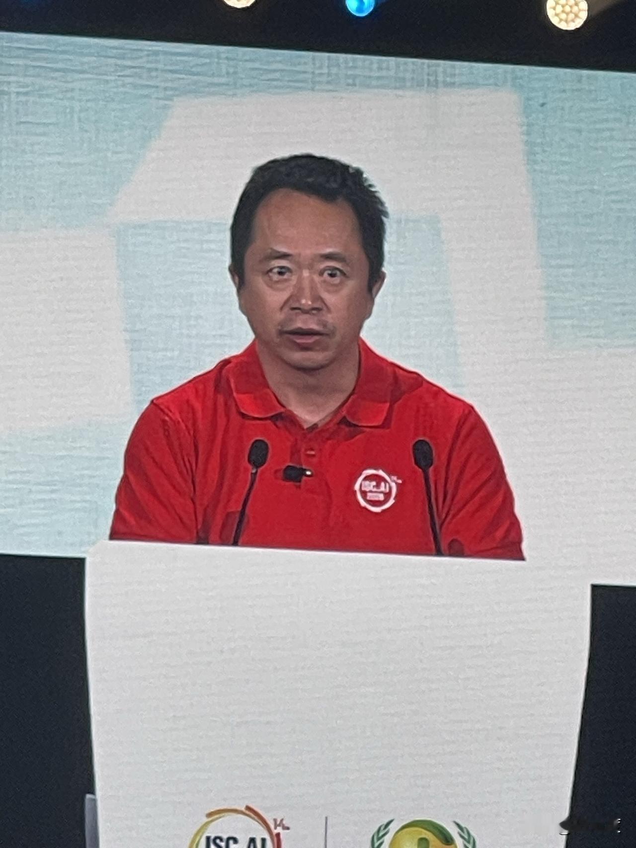 ISC.AI互联网安全大会上，老周有了危机感，行业的危机不是来自同行，而是来自陌