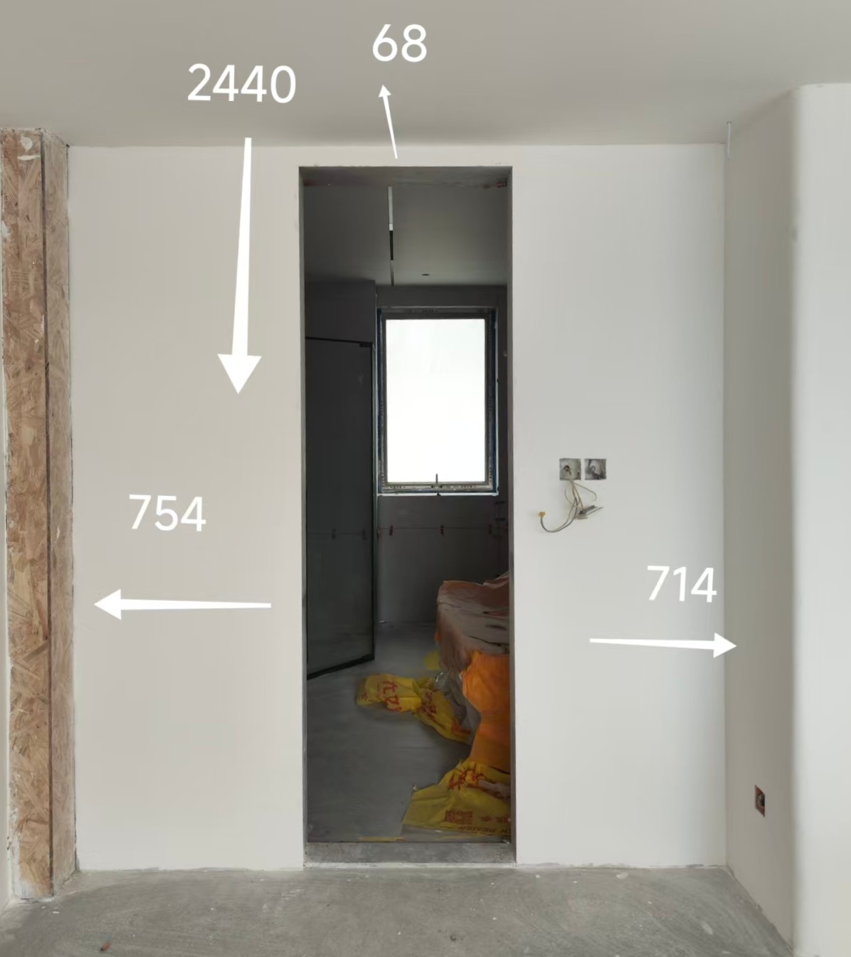 龙二的装修日记 装修的坑，真的是踩都踩不完！你看我这主卧卫生间的门，原本计划是做