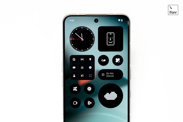 Nothing Phone(3) 图赏：透明设计再进化，好怪好喜欢