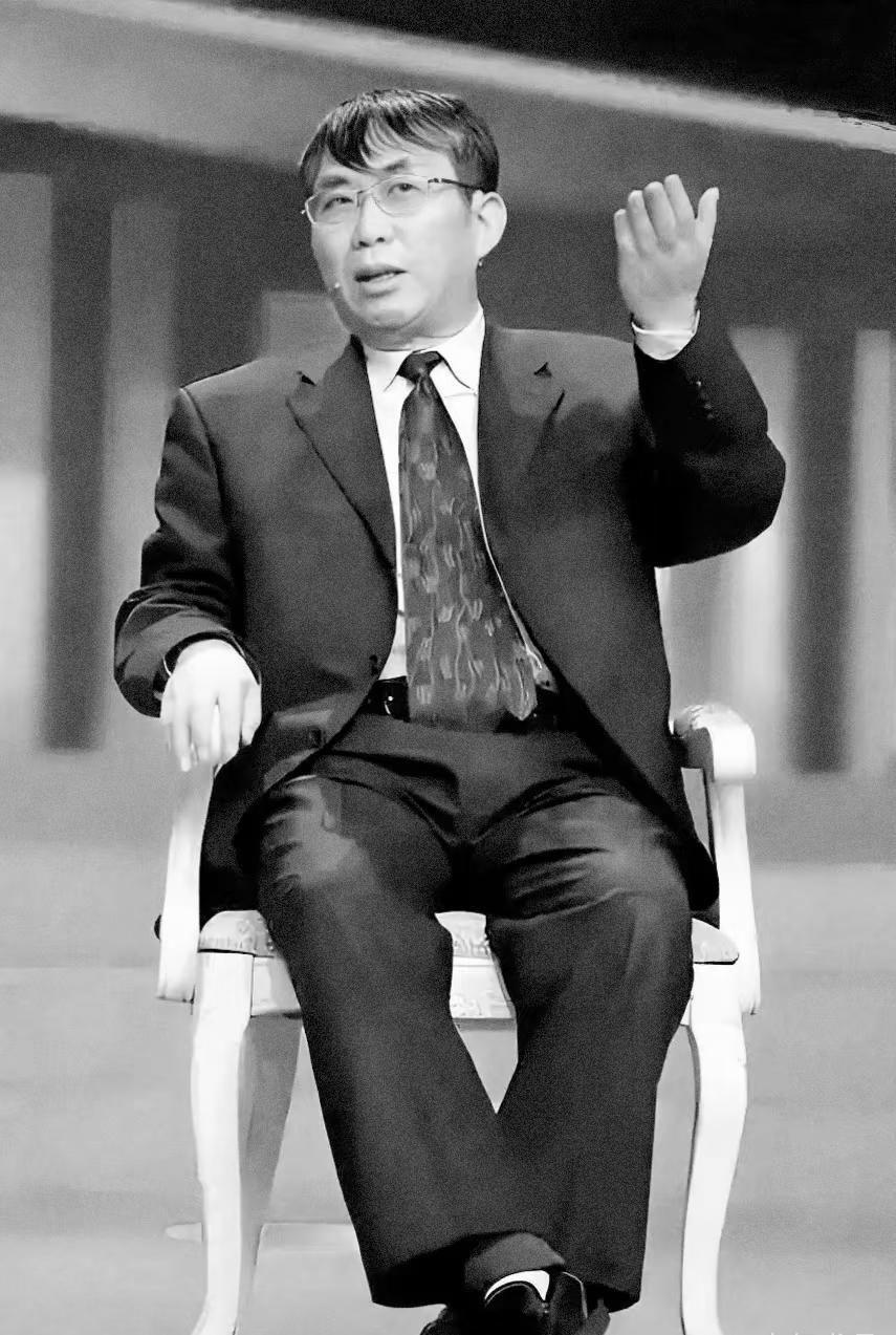 谁才是真正的围棋国手之王?聂卫平，中国唯一官方授予的终身“棋圣”。