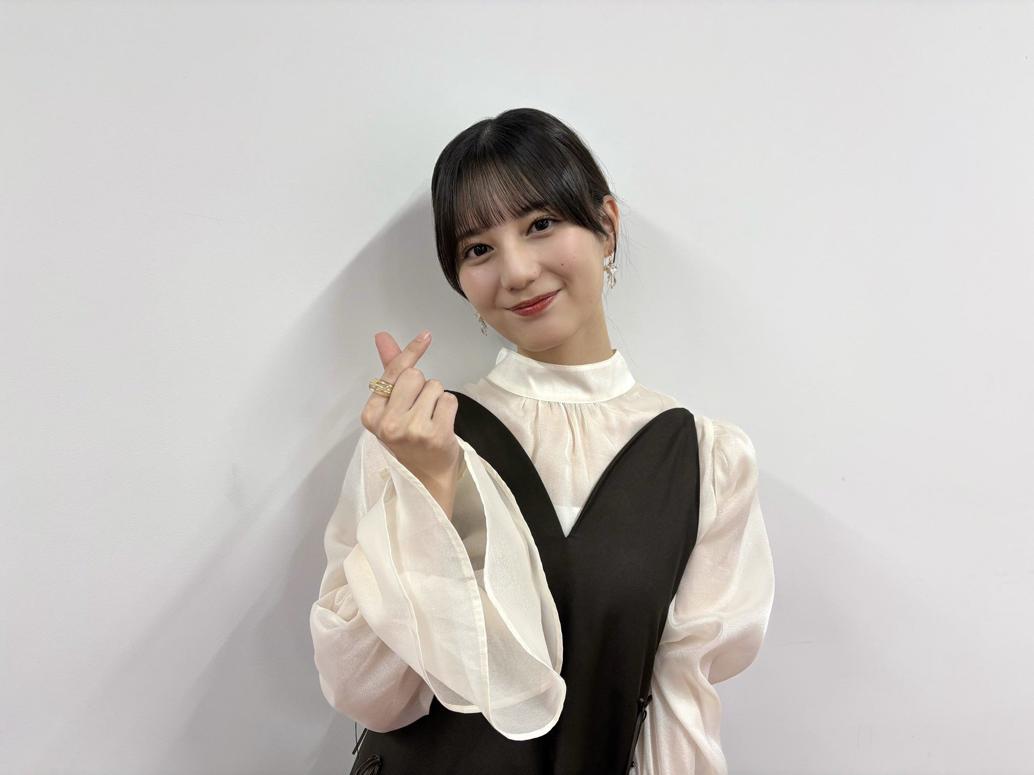 小坂菜緒  　TVLIFEストロボ・エッジ